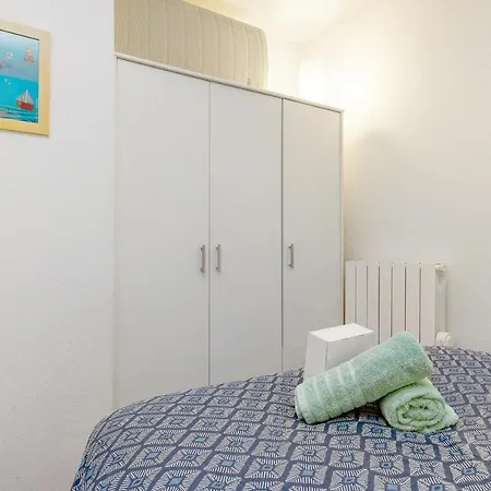 The Mediterranean By Pom, Piscine, A 50m Apartamento *